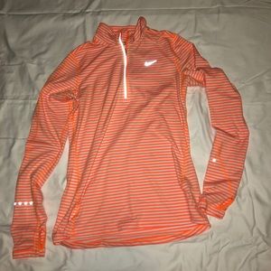 Small Nike long sleeve half zip